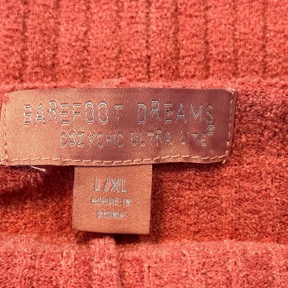 Barefoot Dreams Relaxed Oversized Short Sleeved Ribbed Hoodie - Picture 9 of 10